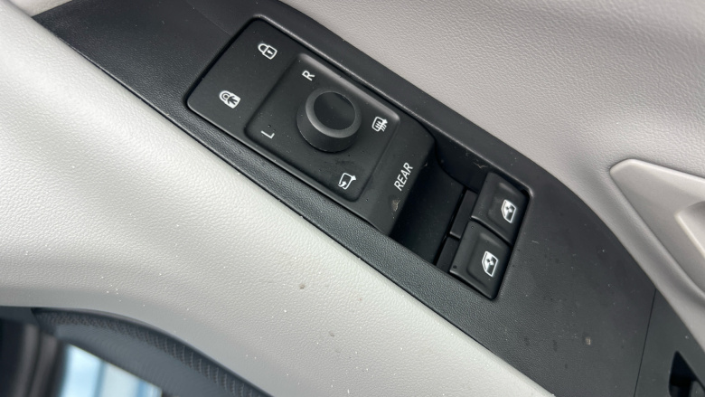 Ford Explorer 250kW Premium 79kWh AWD 5dr Auto Electric Estate